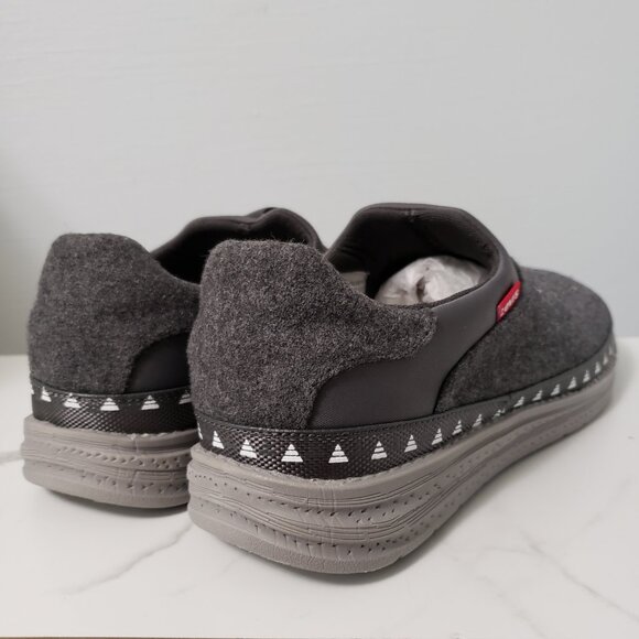 NEW Men\'s Levis slip on felt loafer slipper padded memory foam shoe sze XL 11-12 main image 9